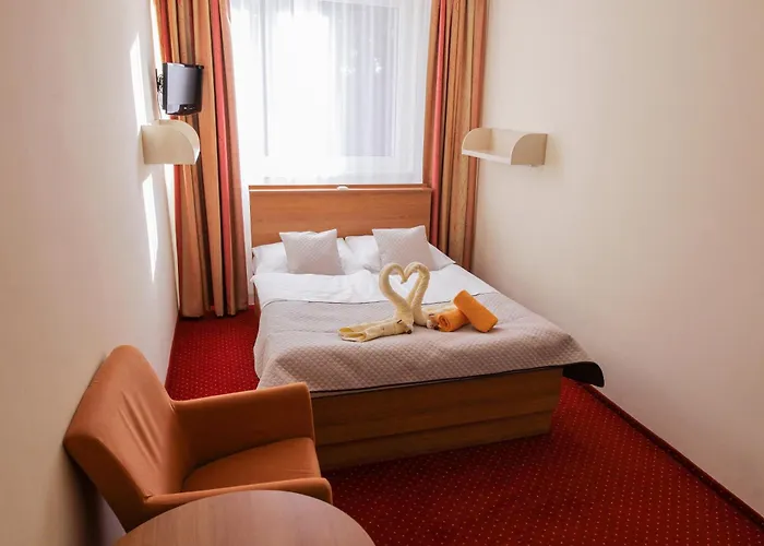 Tri Pumpy Hotel